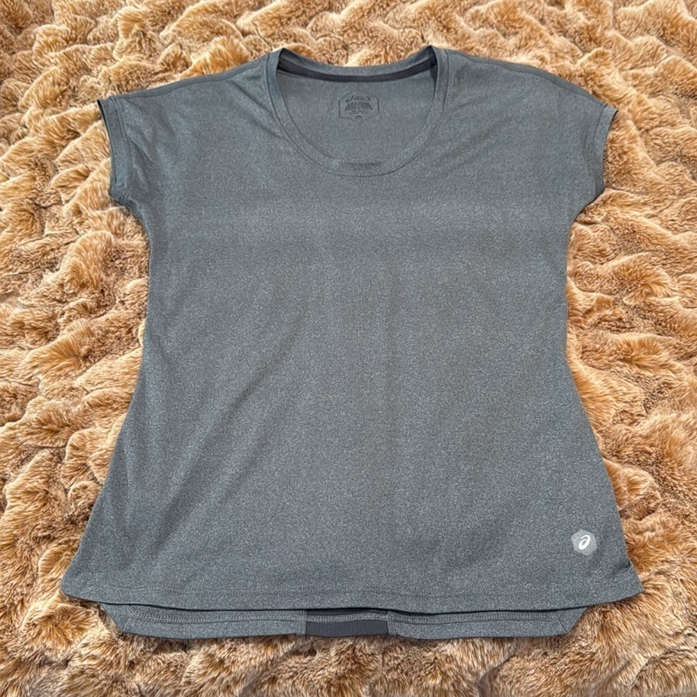 Asics Gray Women's Top size XS